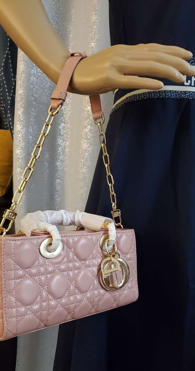 lady pink Dior bag