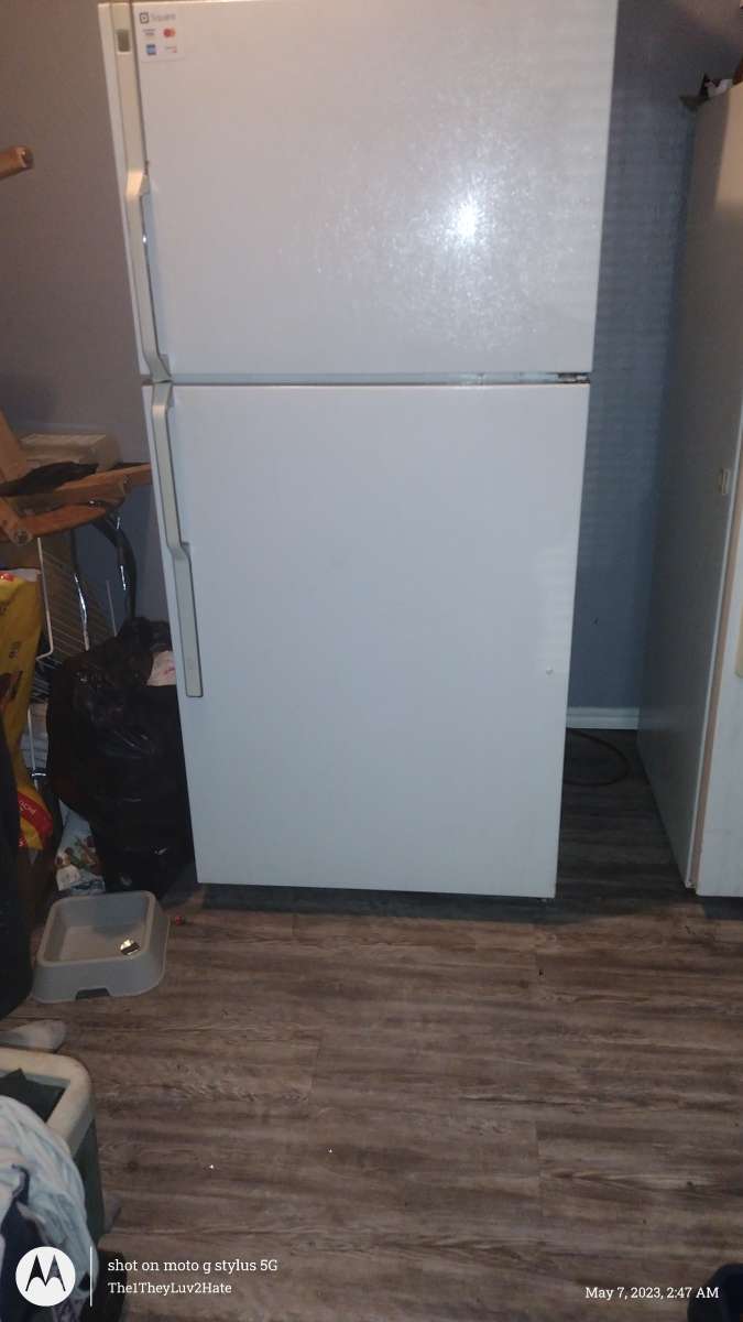 GE Refrigerator