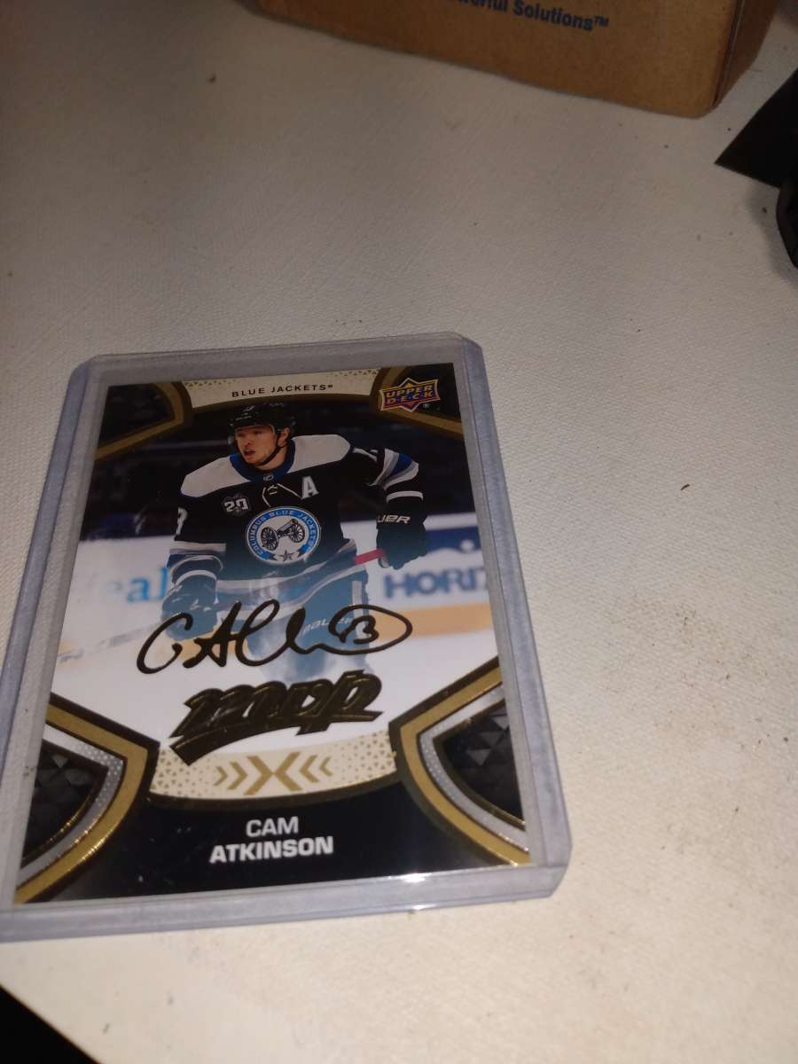 2021 MVP upper Deck Gold autograph Cam Atkinson