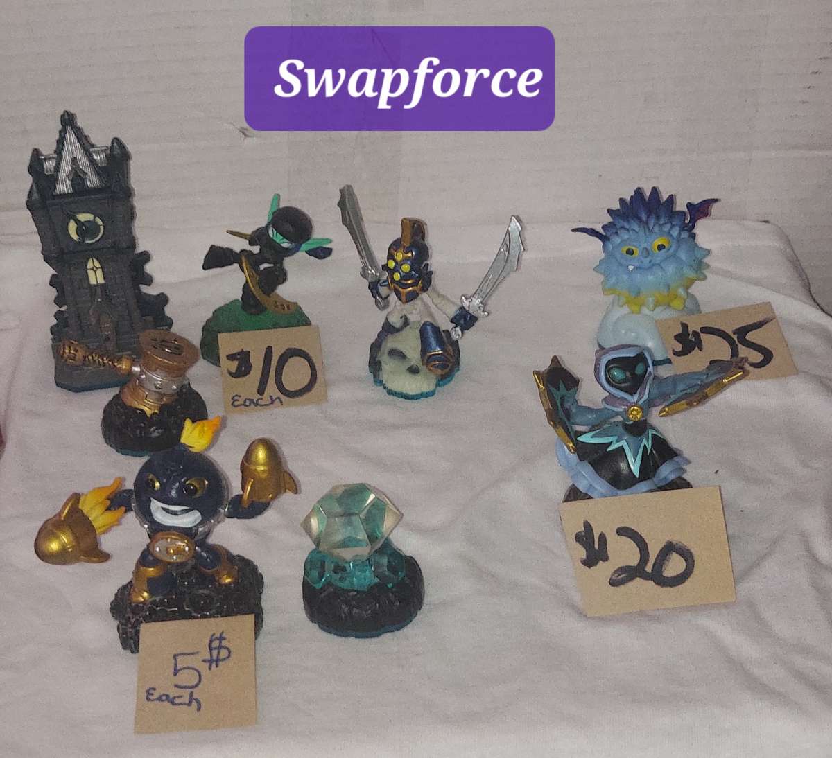 skylanders figures