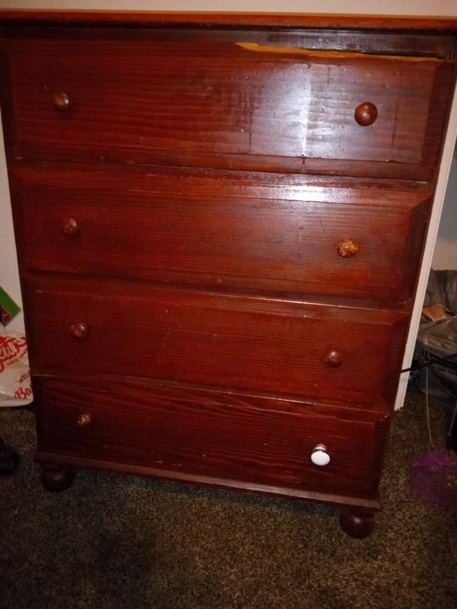 4 Drawer DRESSER