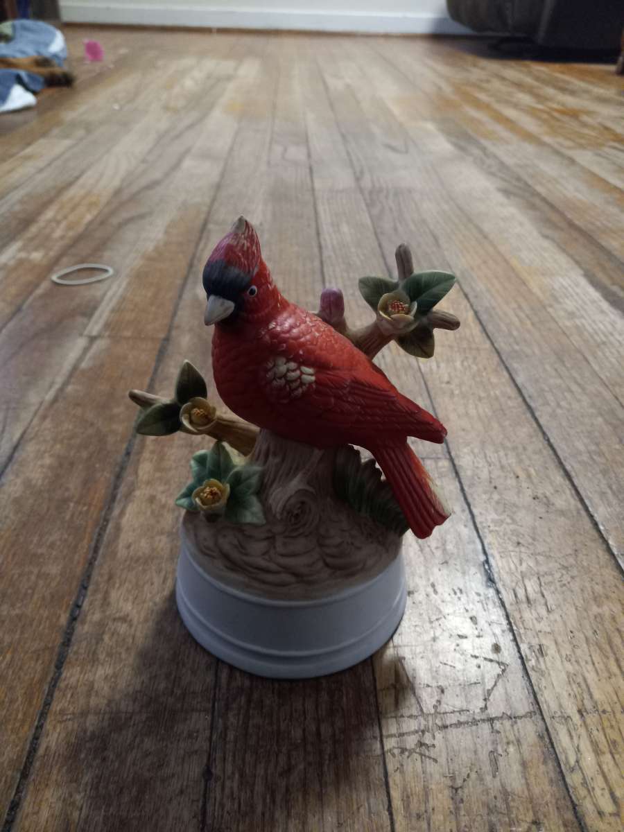 vintage porcelain music box