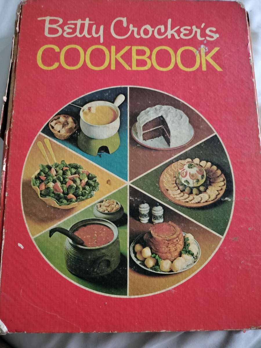 Vintage Betty Crocker Cookbook