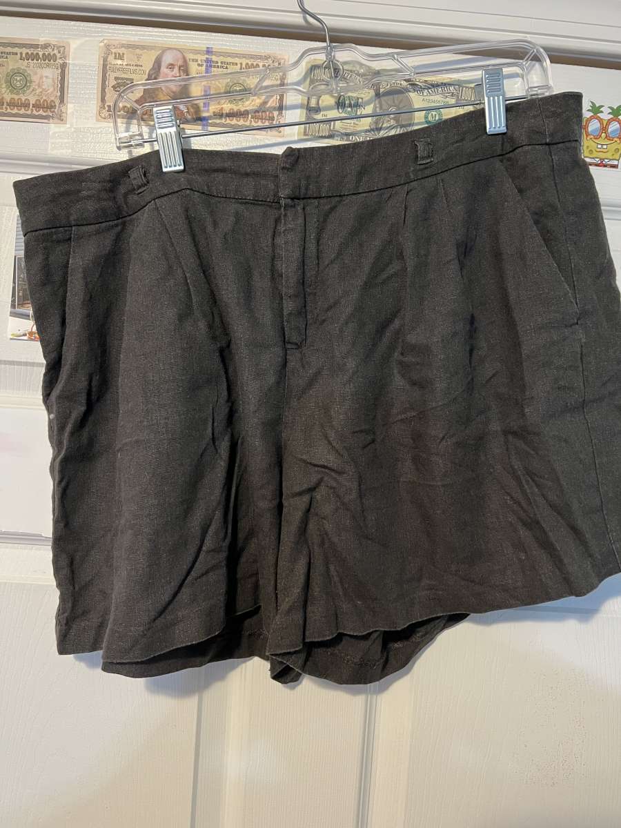 womens shorts size 12