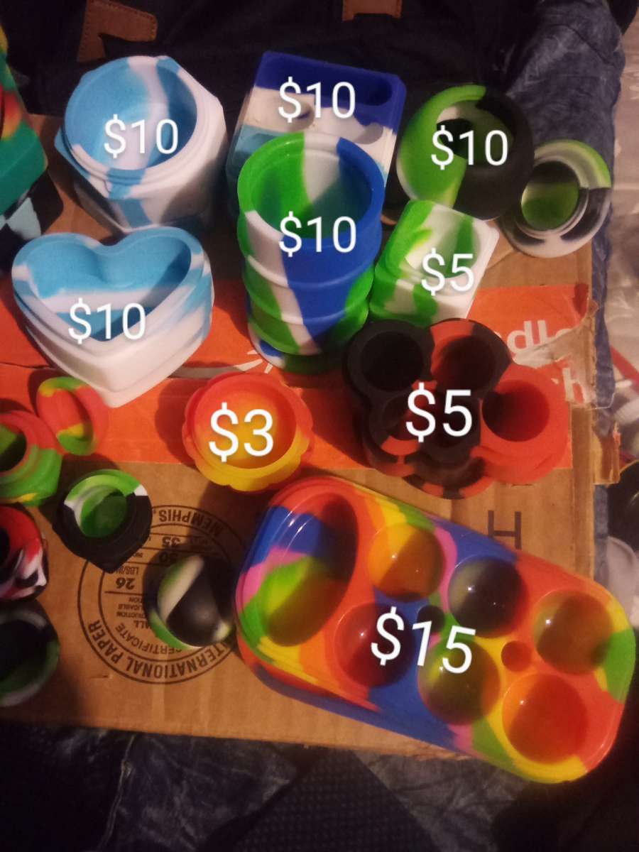 silicone wax containers