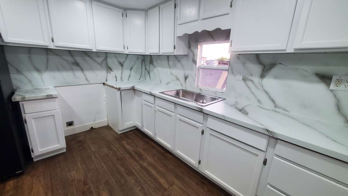 kitchen refinishing with epoxy resin