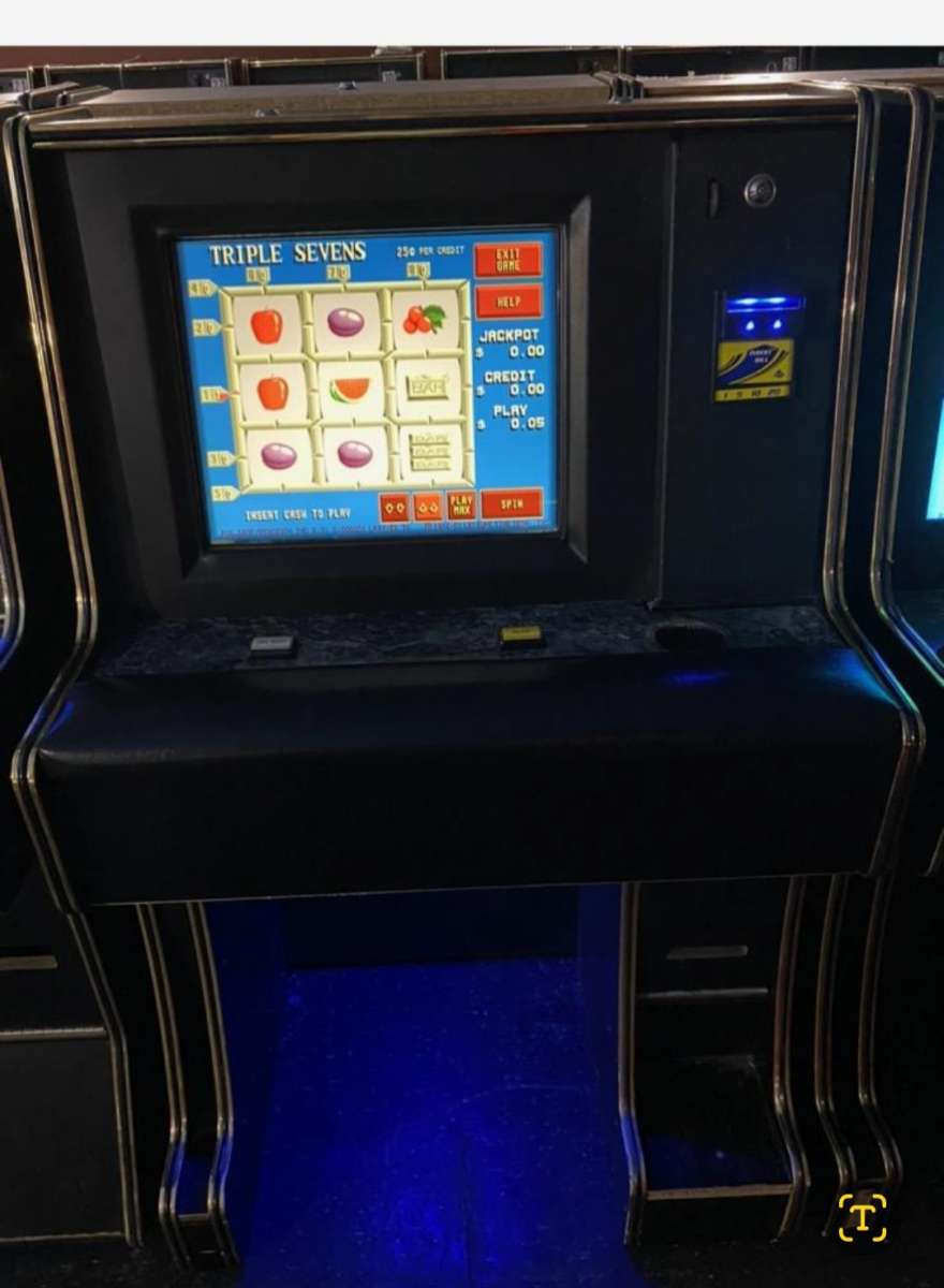 Life of Luxory and KENO POG Casino Machin