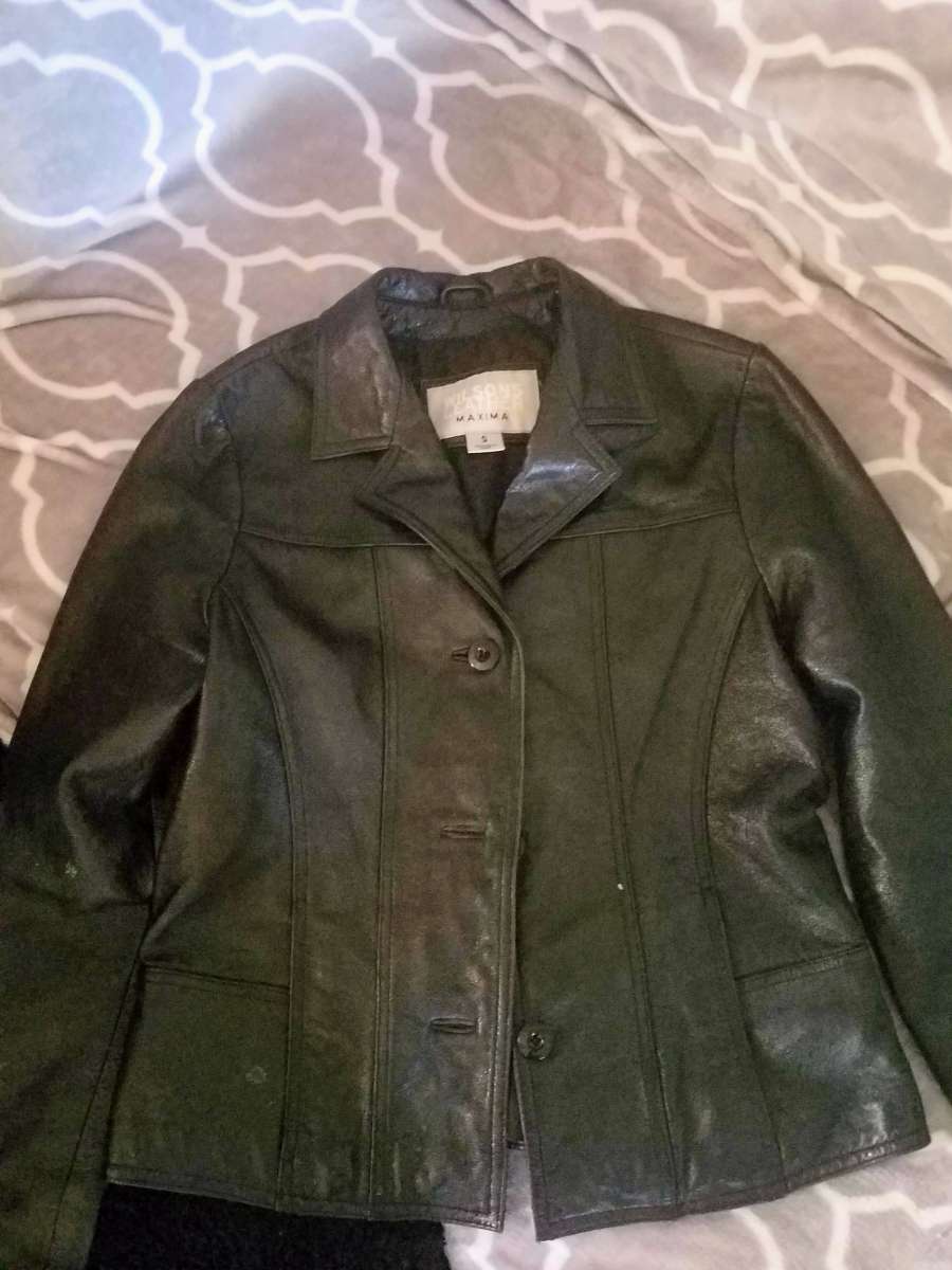 WILSONS LEATHER JACKET