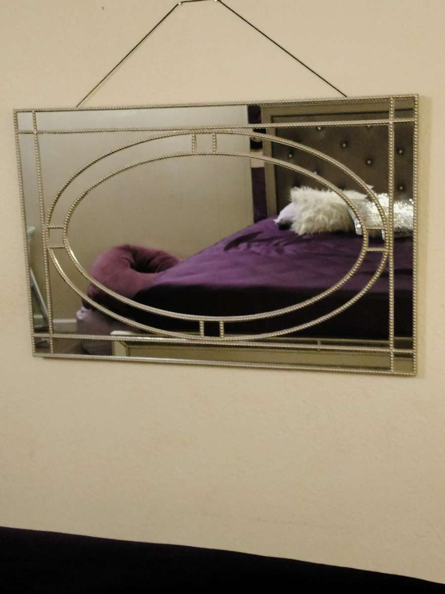 bed set with pictures