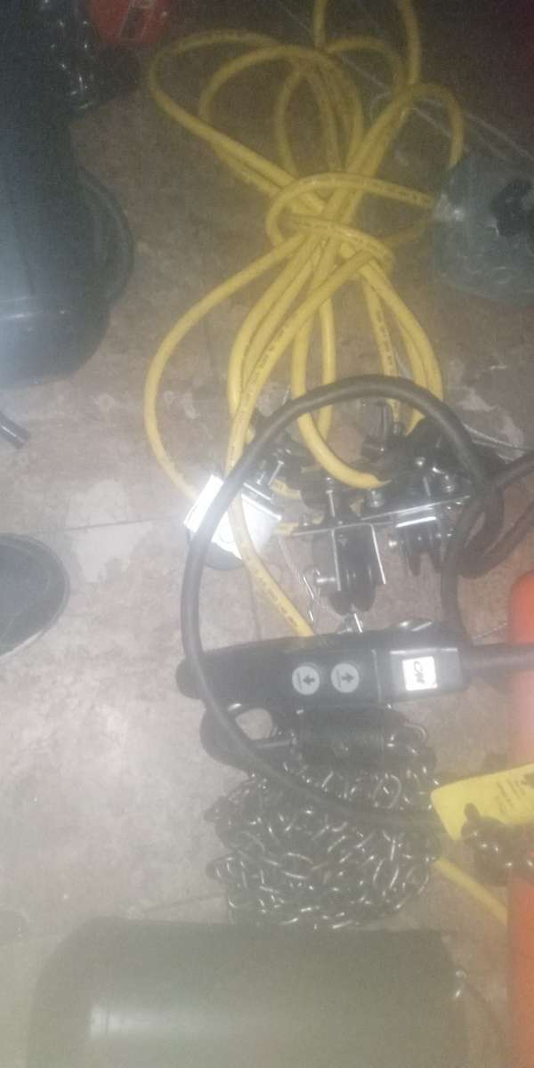 2 CM LODESTAR half ton 500kg max EACH