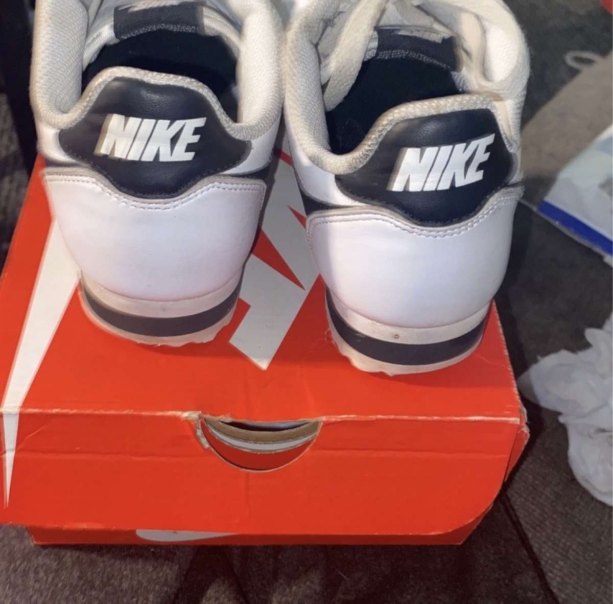 Size 7 and half used Nike Womens Classic Cortez Leathershoes