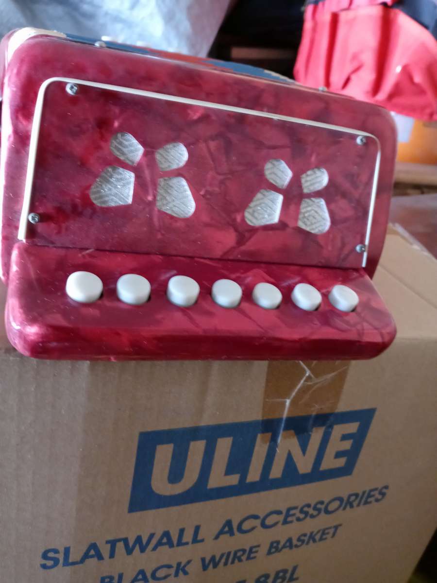 1970accordion new in box