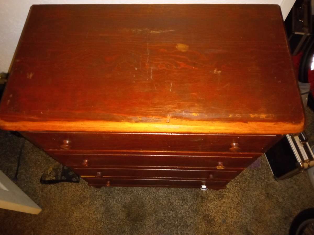 4 Drawer DRESSER