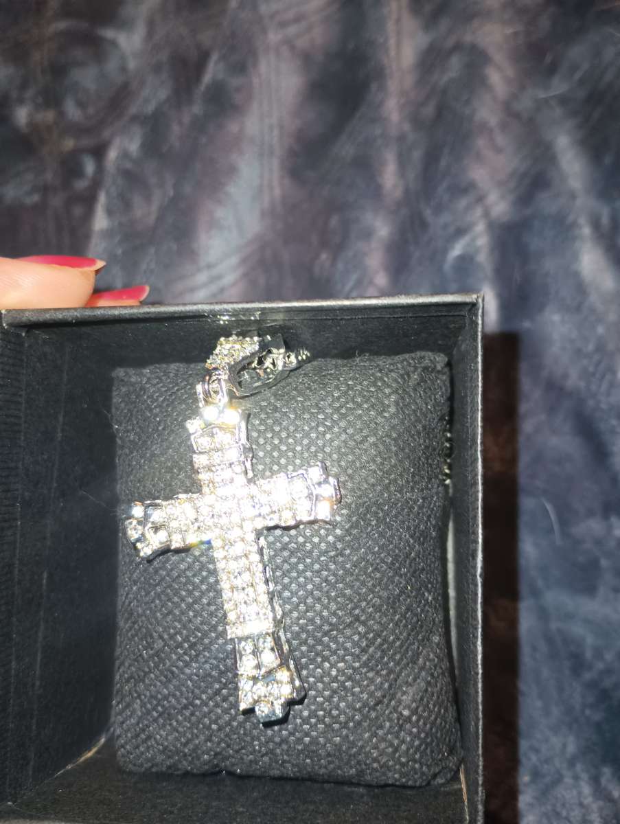 cross necklace