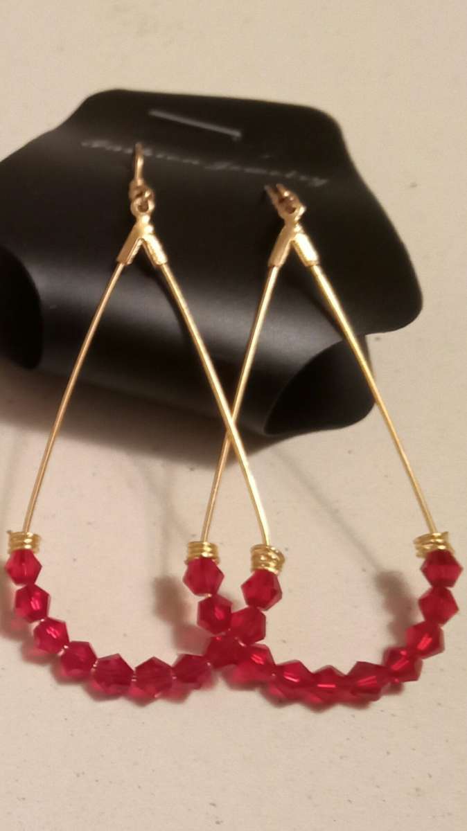 dangle earrings