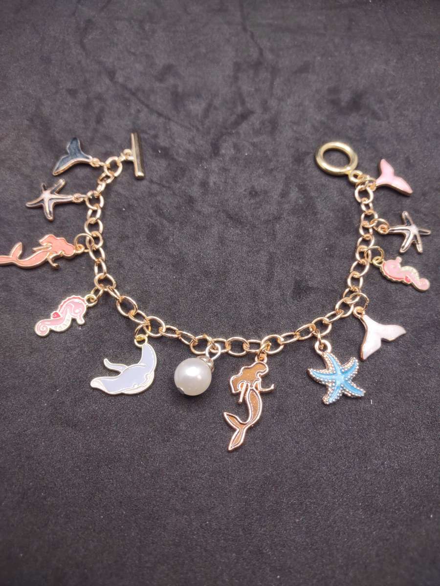 beach ready charm bracelet