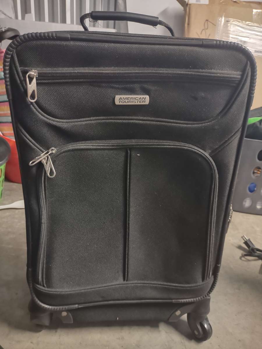 Carryon Softside Luggage black