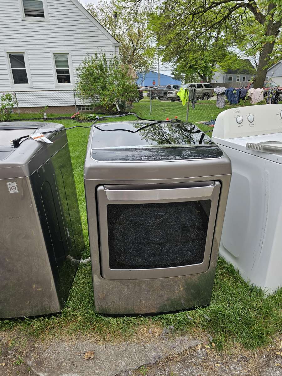 lg Washer electric dryer