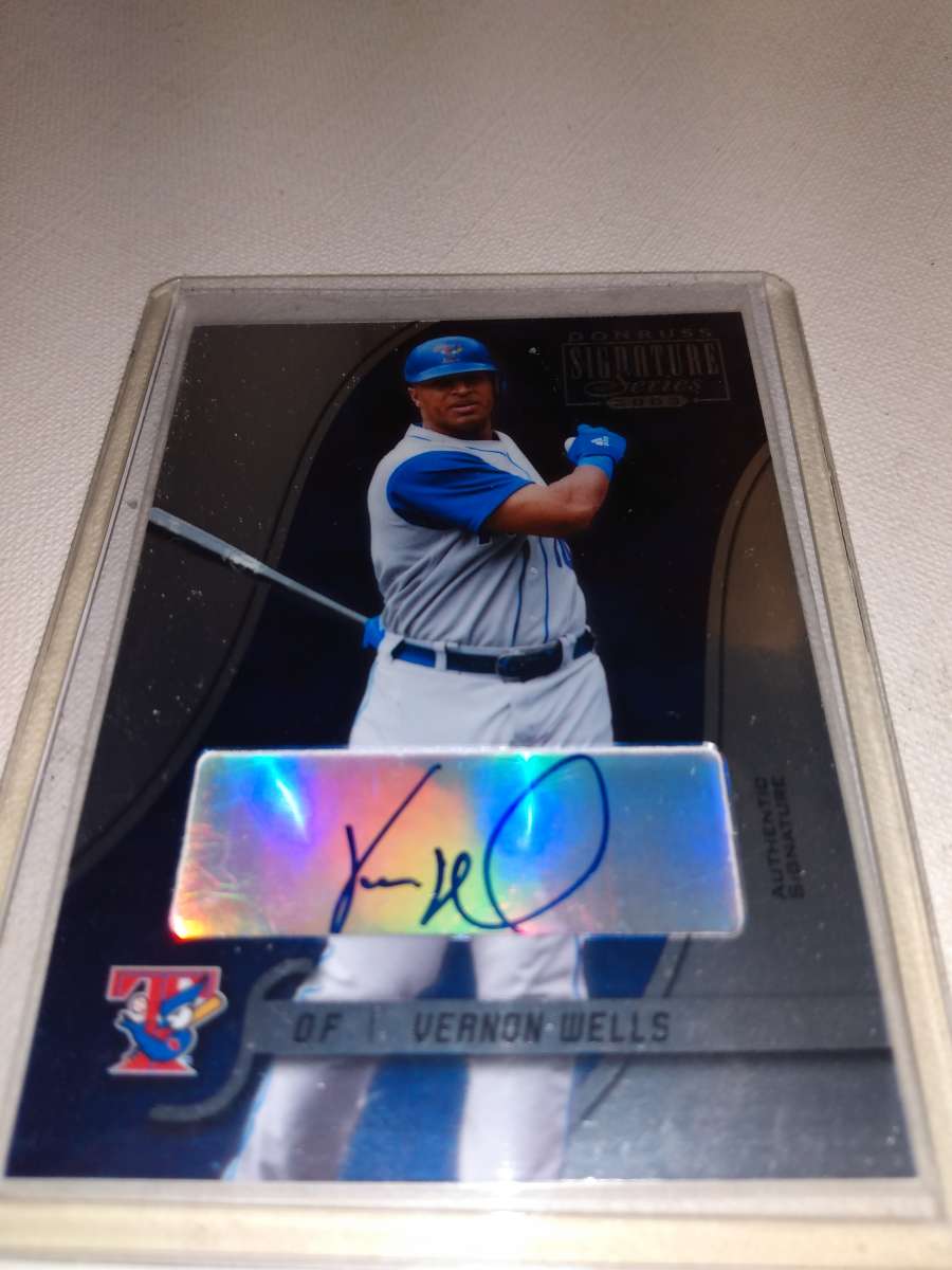 2003 donruss signature series Vernon Wells autograph