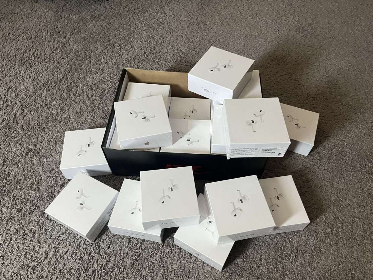 Brand New Airpods Pro2 Gen2 Still in Seal