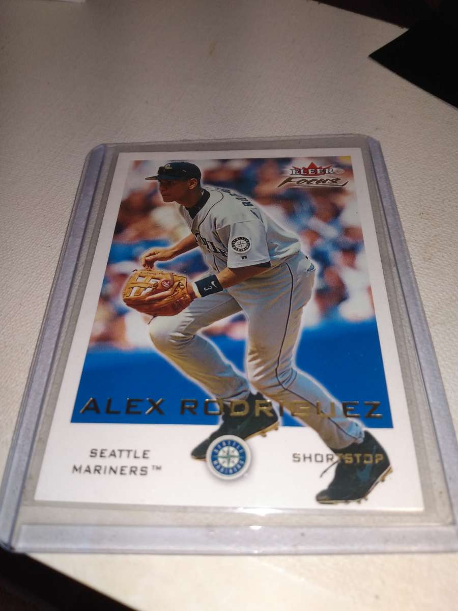 2001 Fleer focus Alex Rodriguez