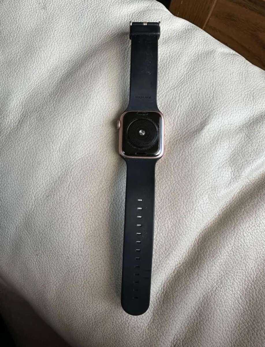 Apple Watch SE