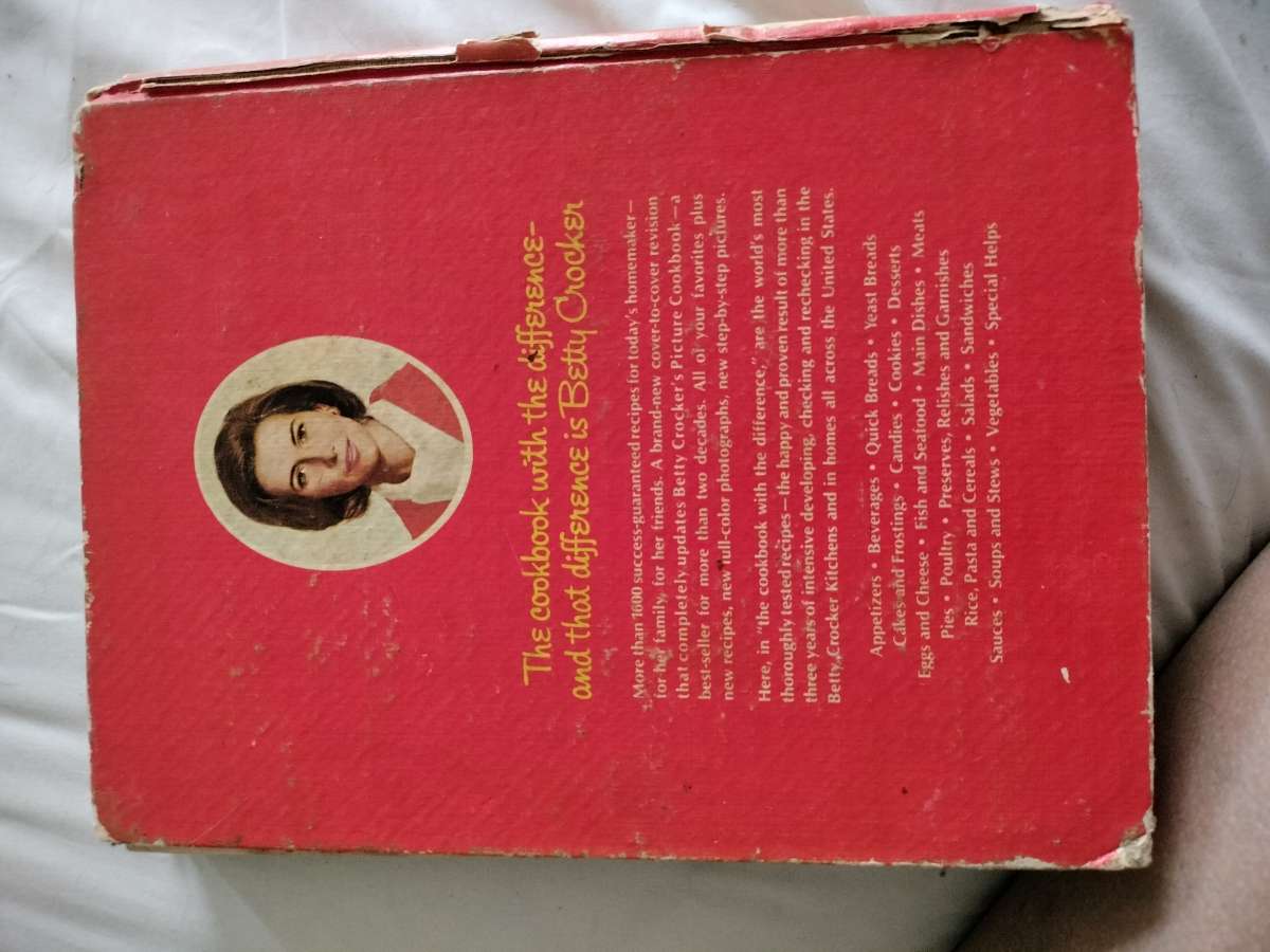 Vintage Betty Crocker Cookbook