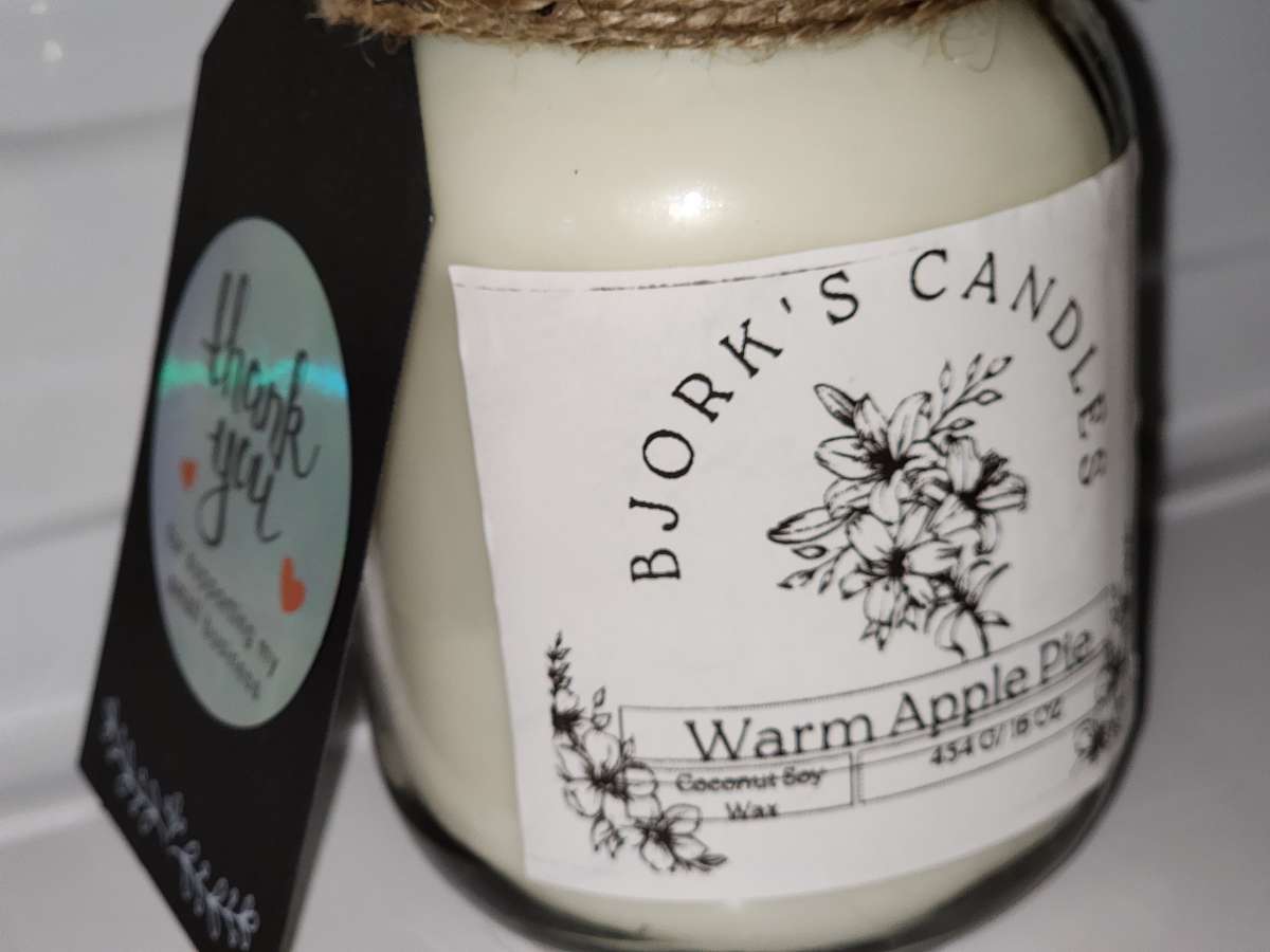 Handmade 16 oz Mason Jar candle