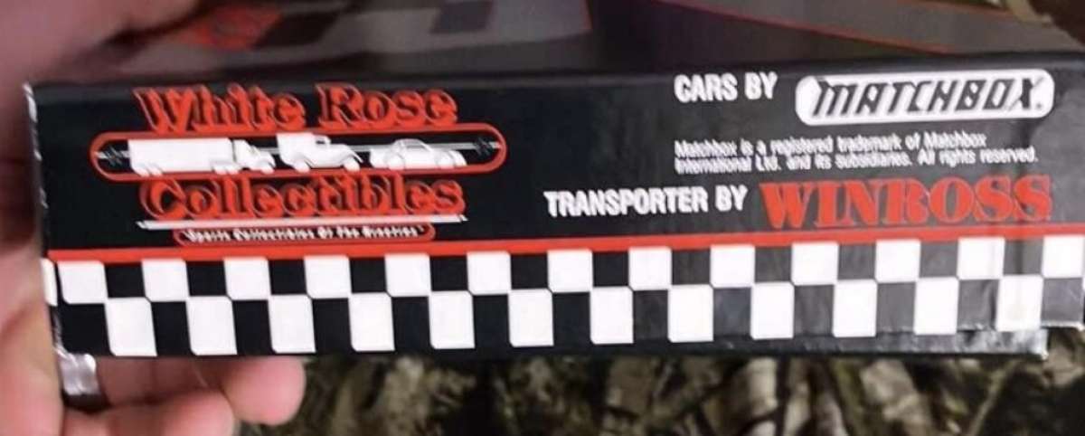 Winross  Goodwrench  Truck and car Set
