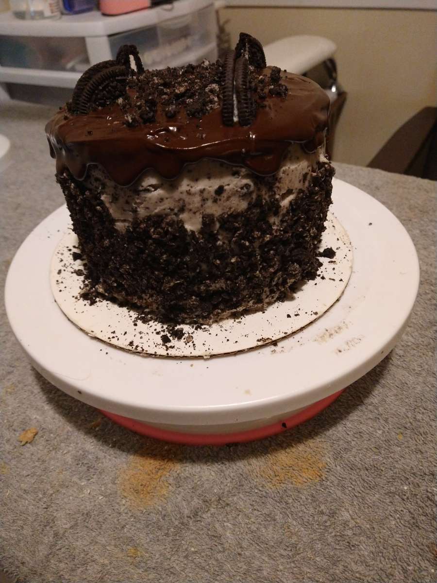 2 layer Oreo cake