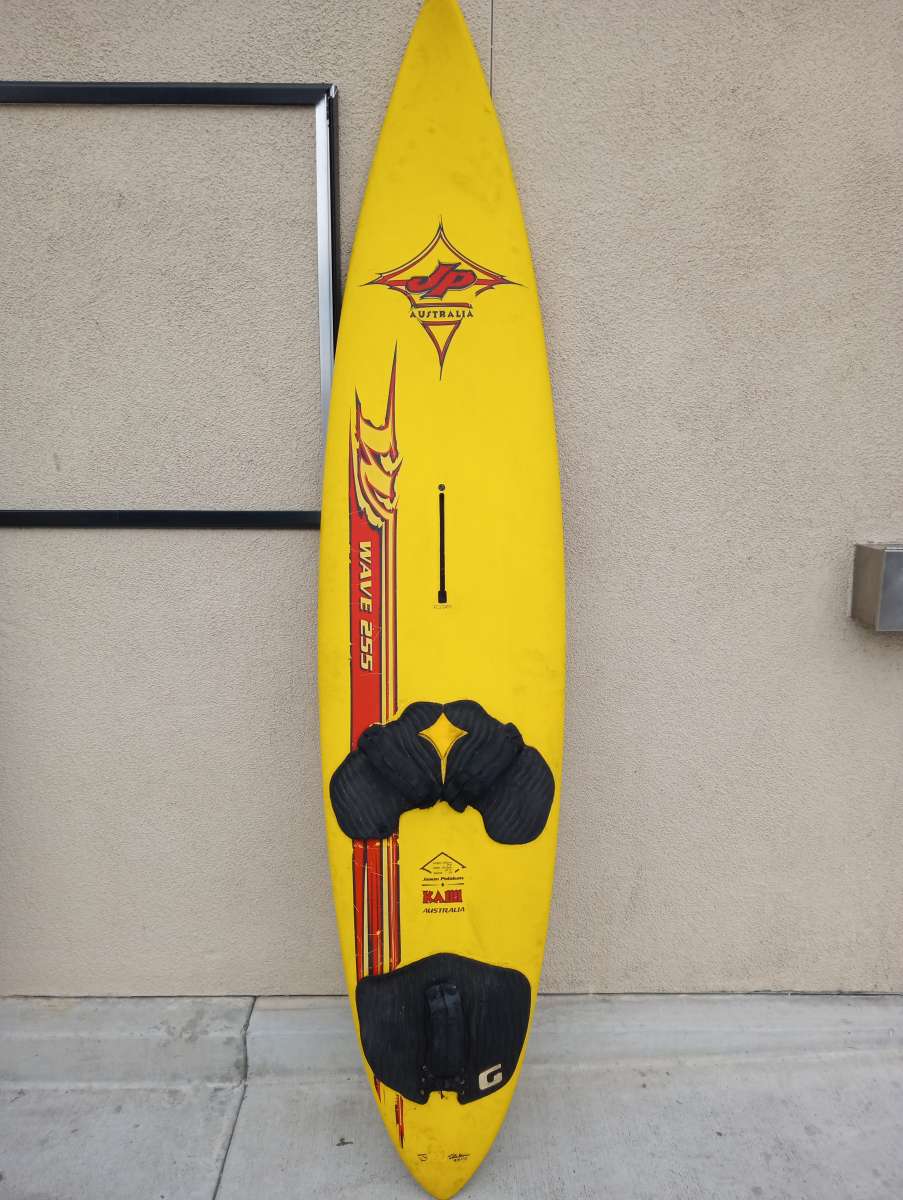 2 wind surf boards professional grade