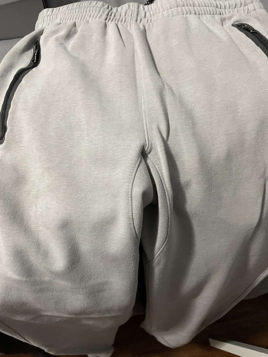 old navy black and white pants medium size