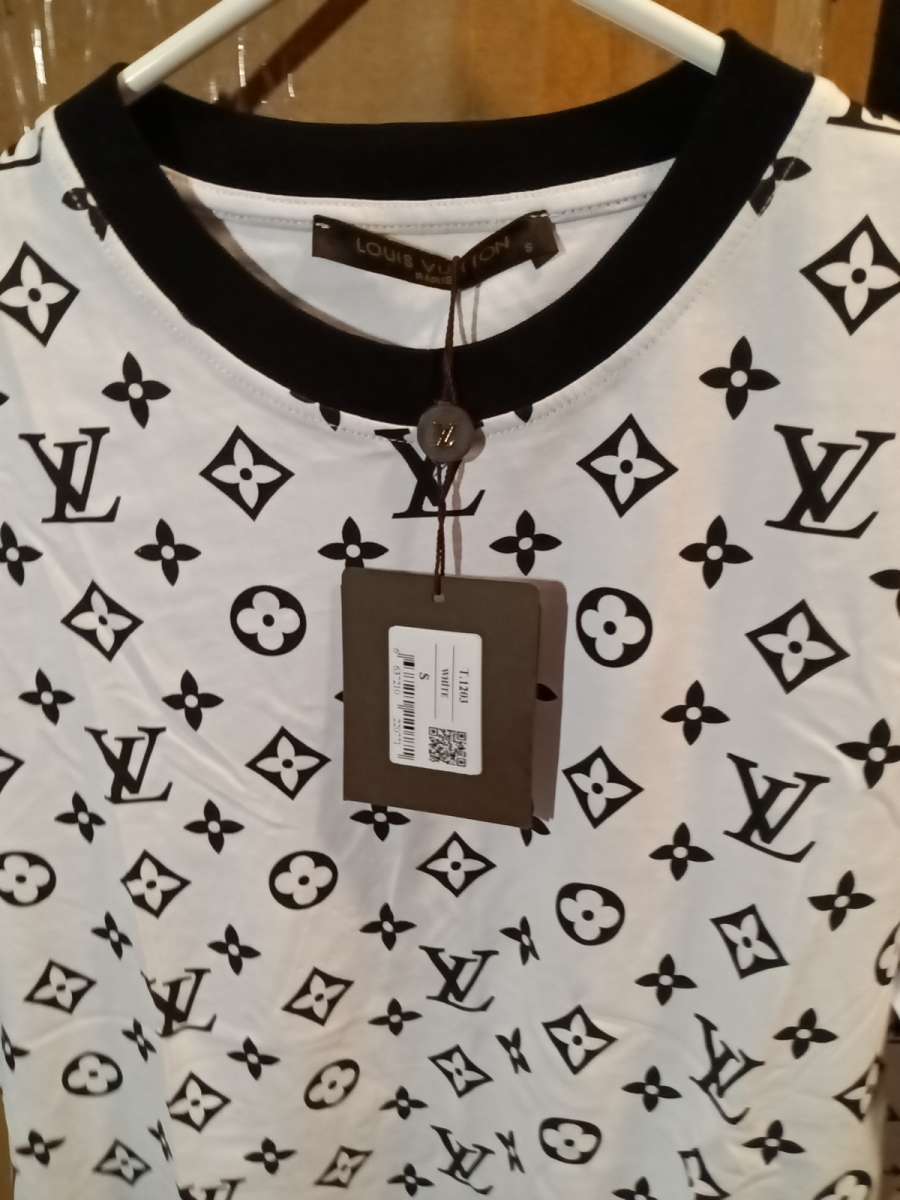 Louis Vuitton tshirt