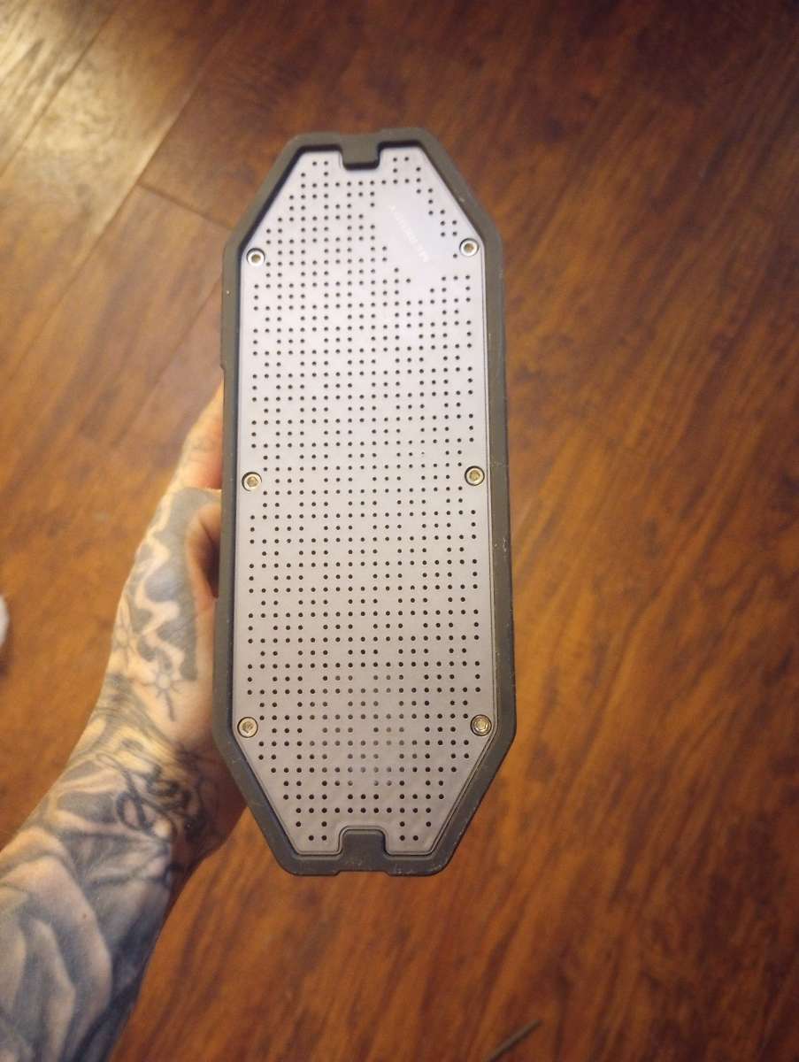 Mercury Bluetooth speaker