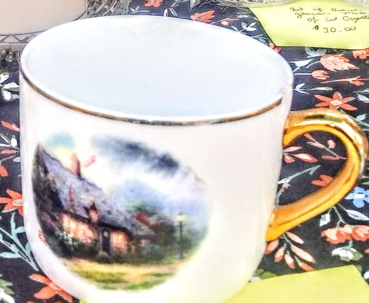 COLLECTABLE CUP
