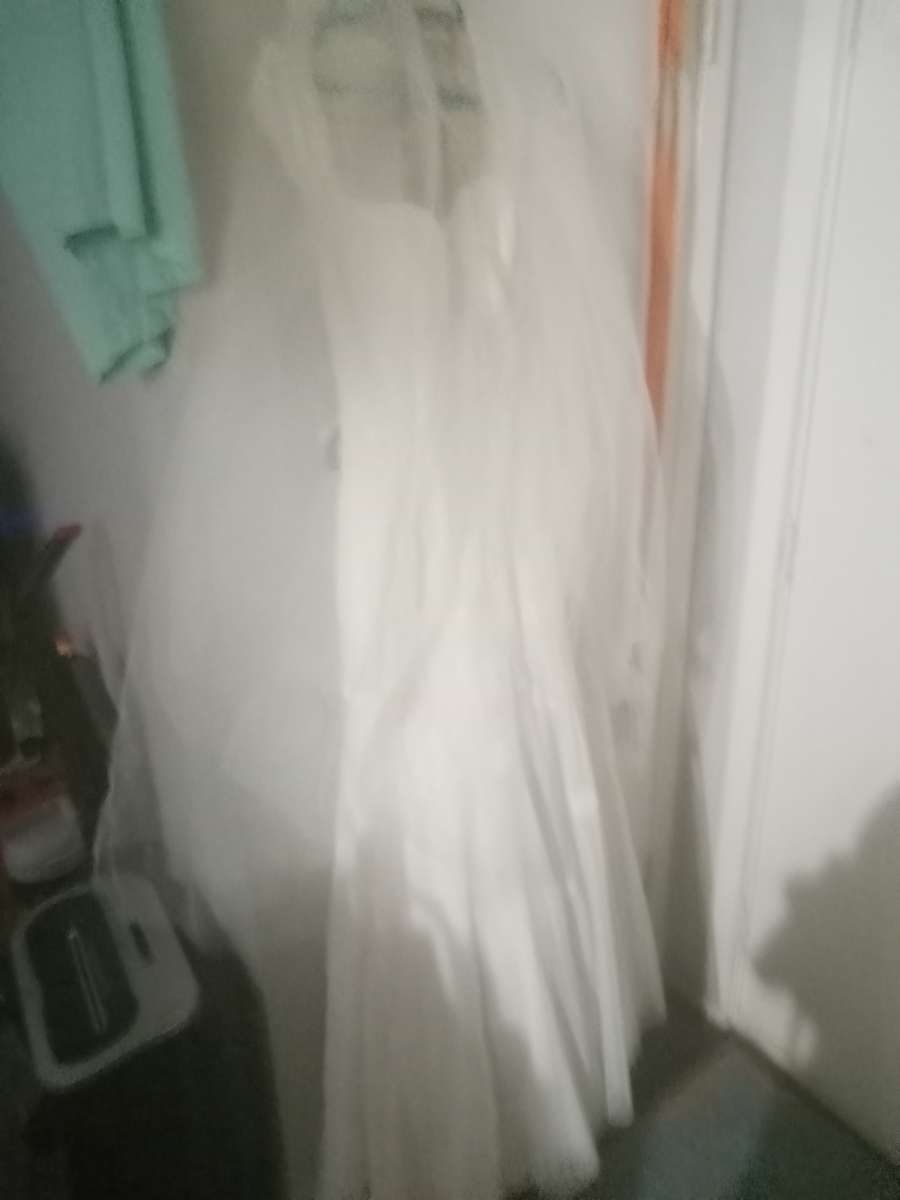 wedding dress