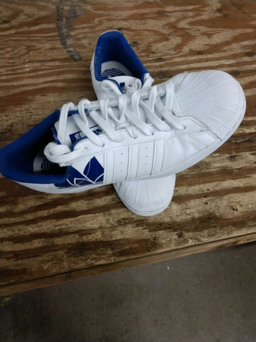 Cloud white royal blue adidas