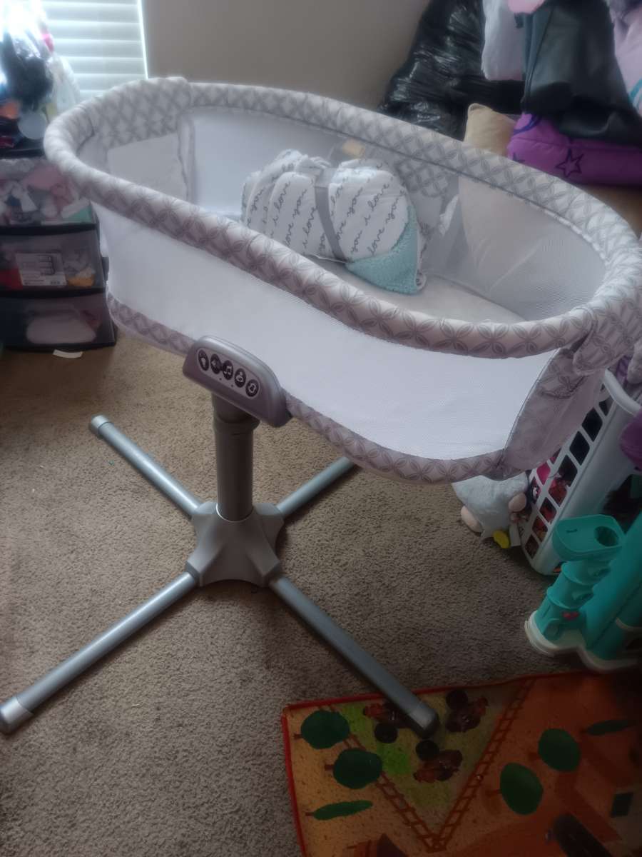 halo bassinet