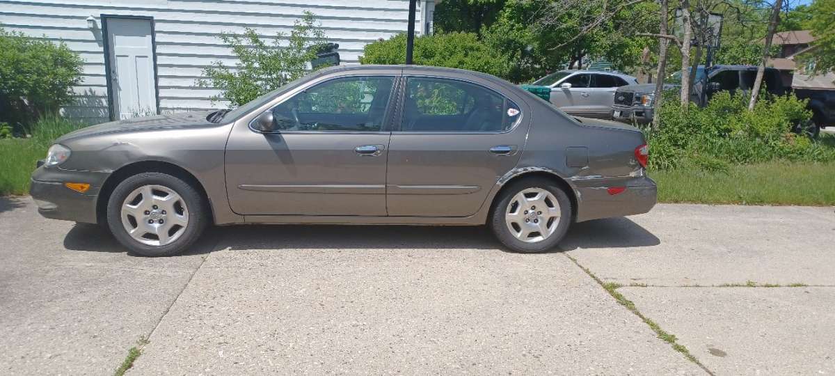 2001 Infiniti I30
