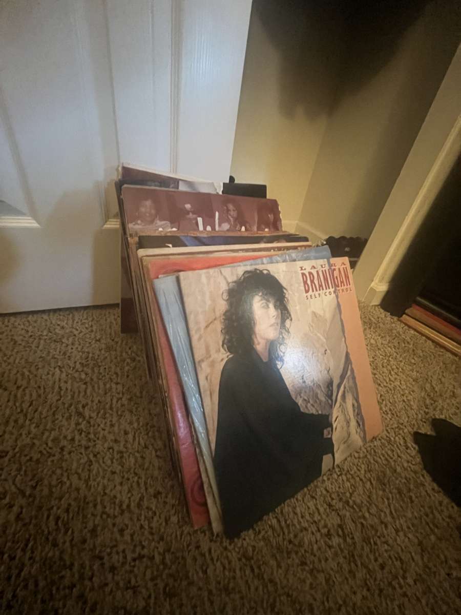 blue tooth record player with power cord