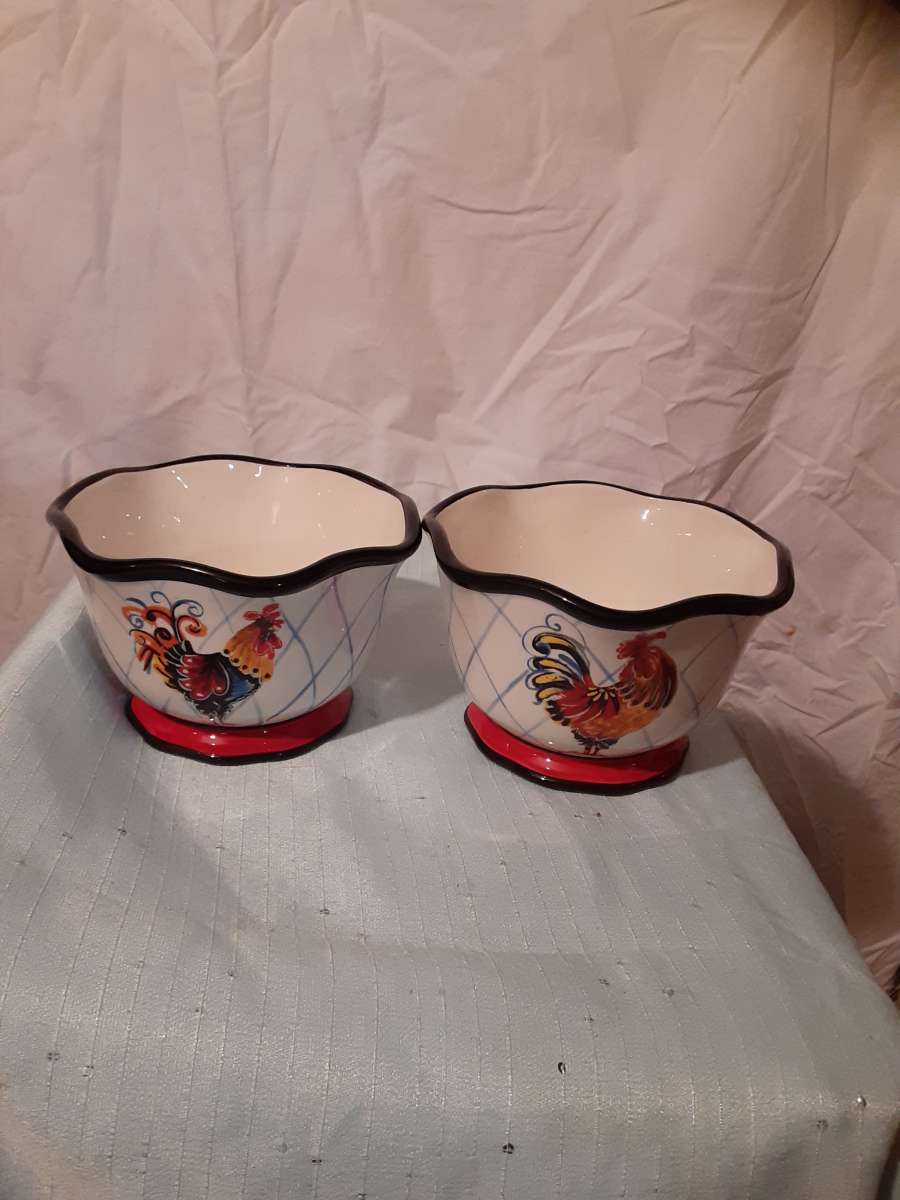 a set of two rooster bowls