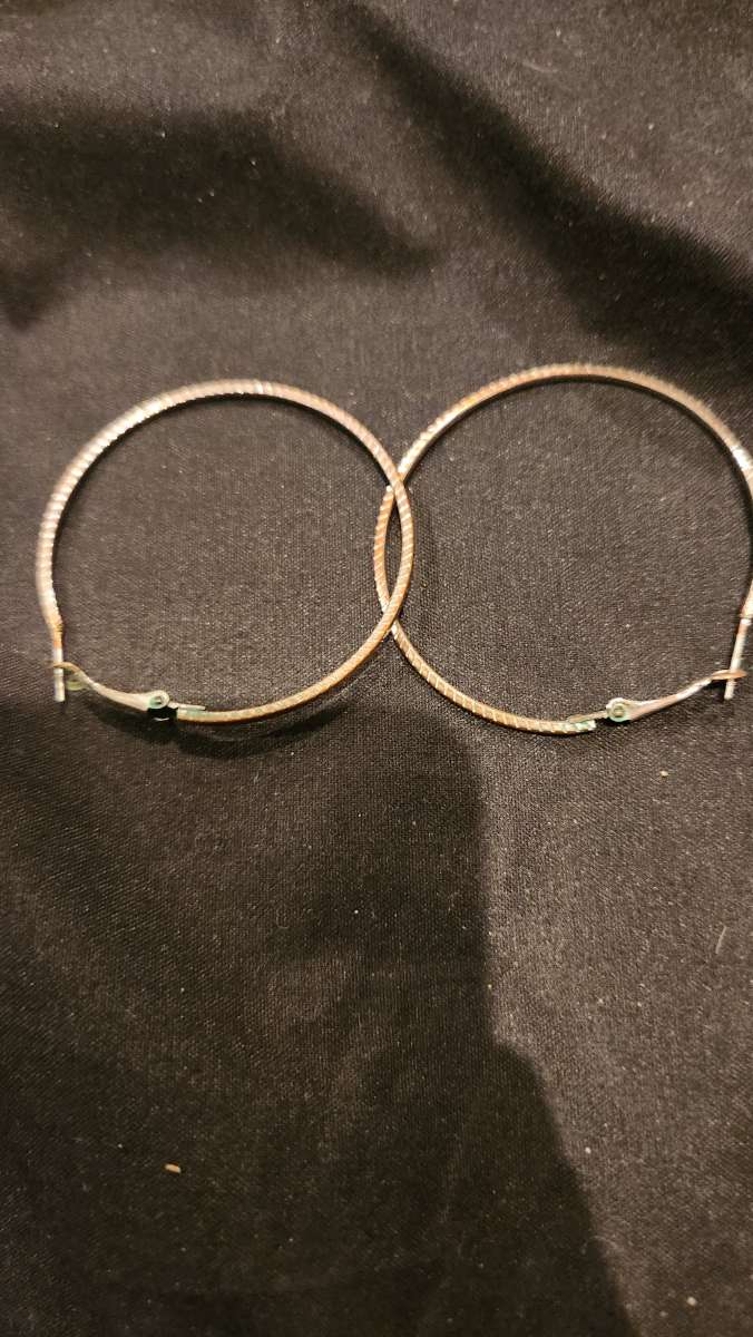 Hoop Earings