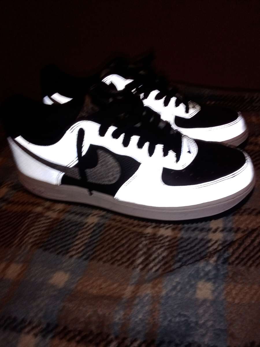 Nike Air force 1 that glow