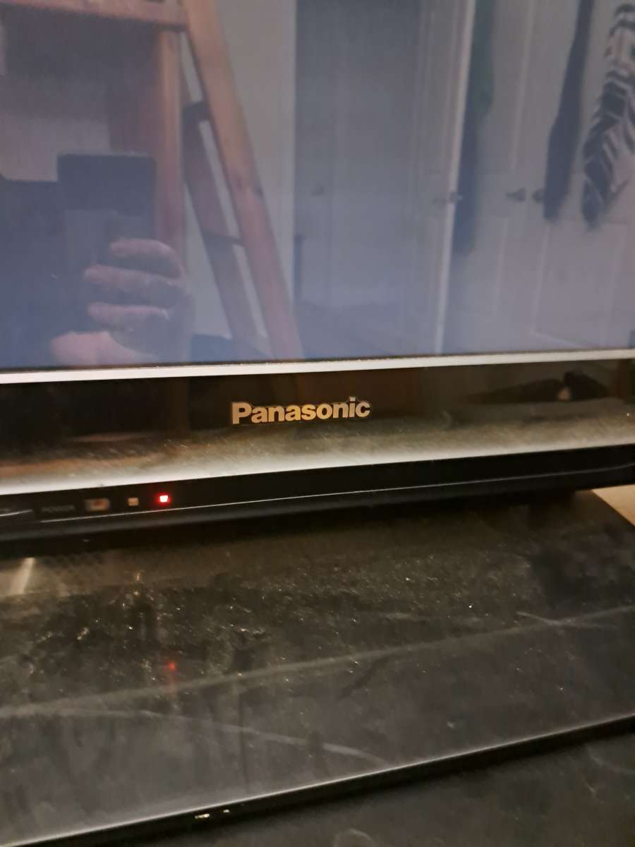 Panasonic 44 in TV