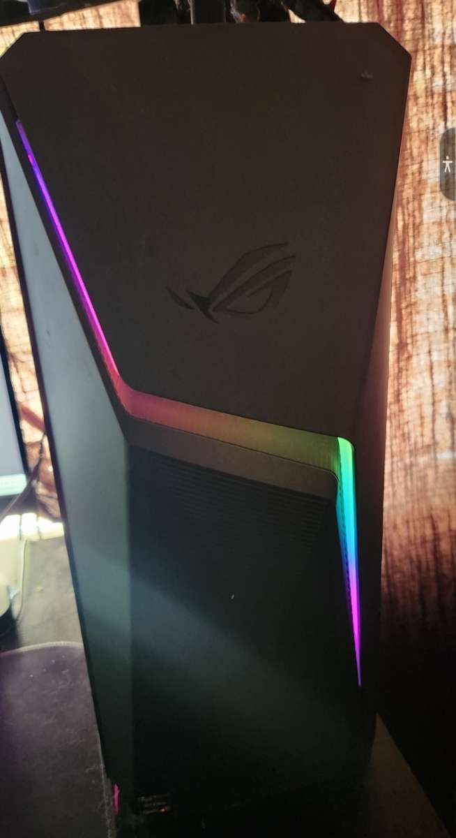 gaming pc and moniter