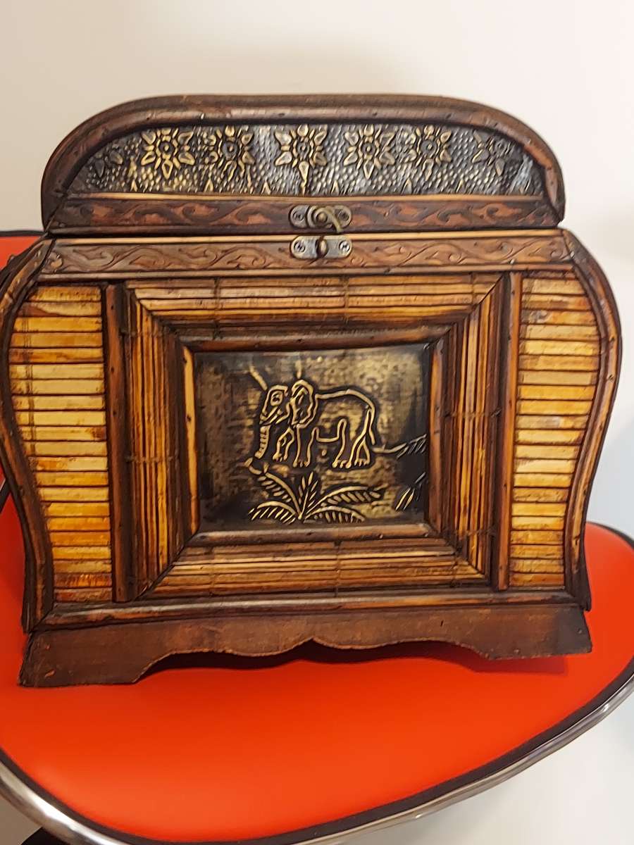Rare Find  Hard to come by Vintage Wooden Elephant Box