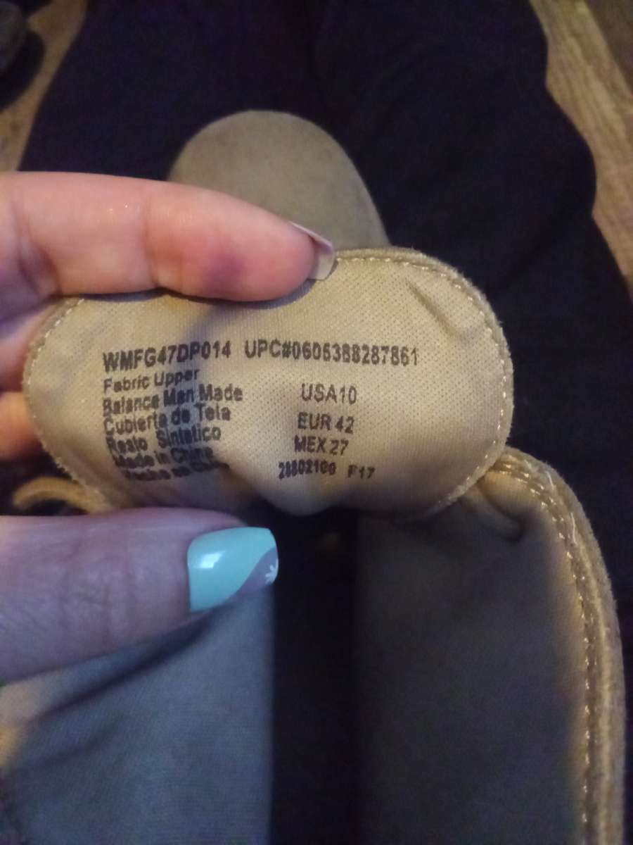 woman boots different sizes