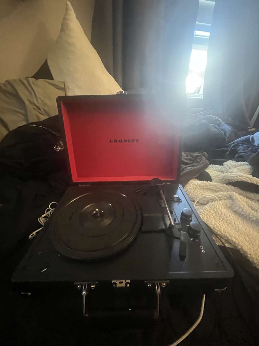 blue tooth record player with power cord