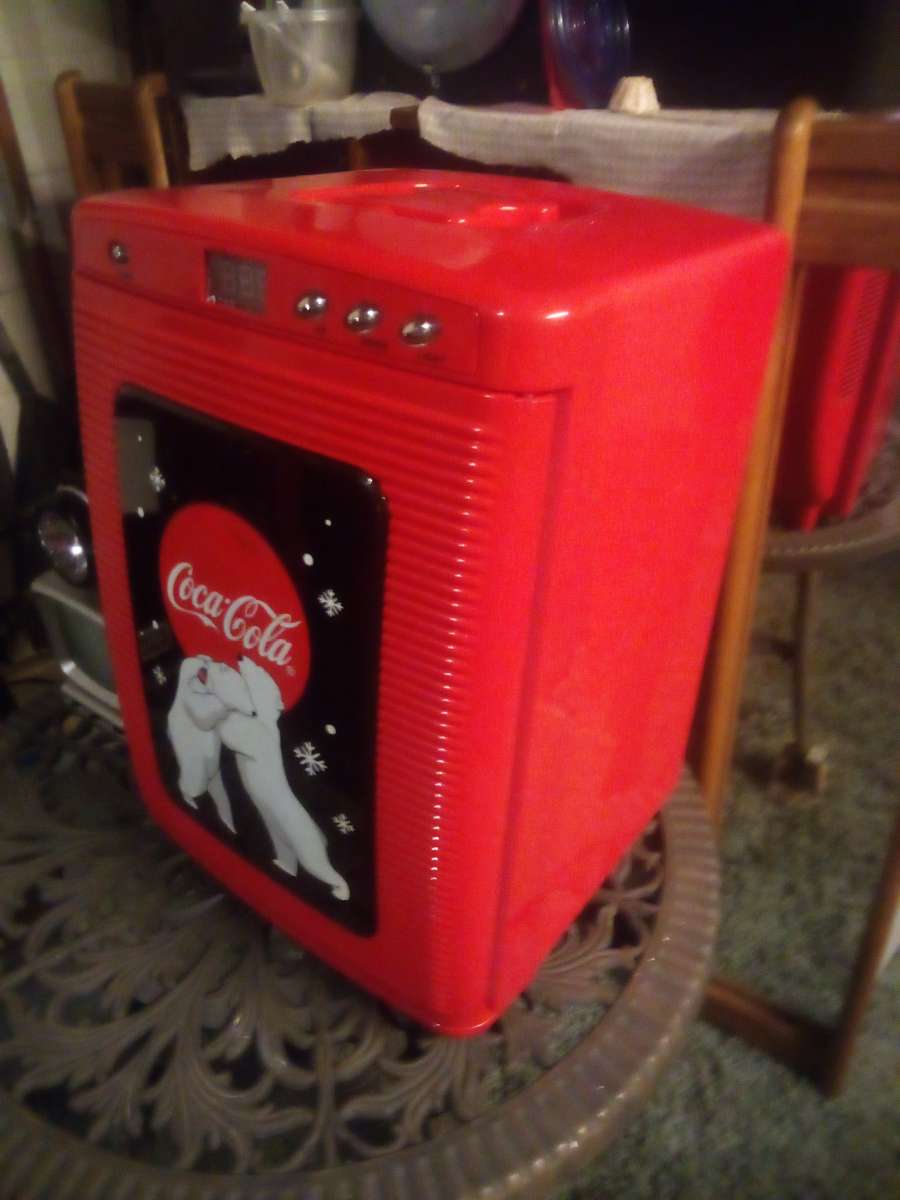 Coca Cola Cooler and Warmer for Car and House