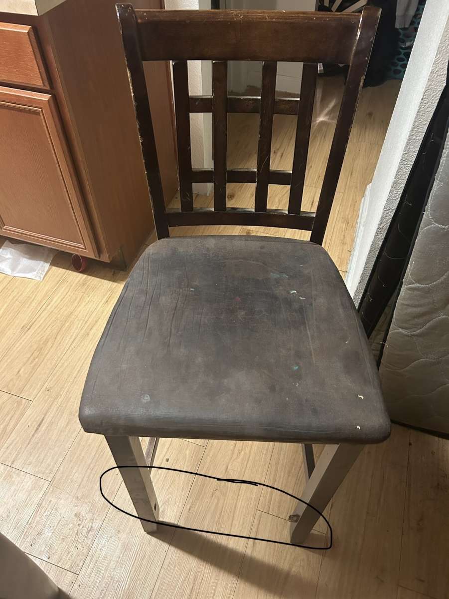 5 chair table